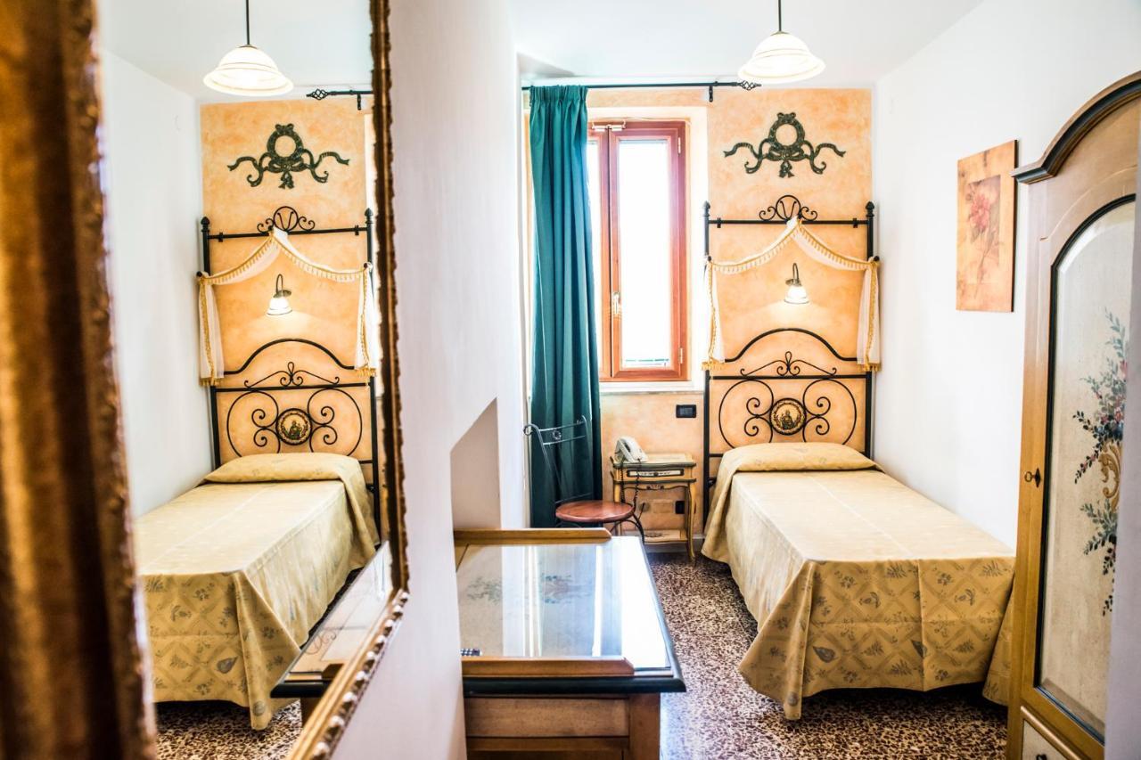 Hotel Victoria Taormina Room photo